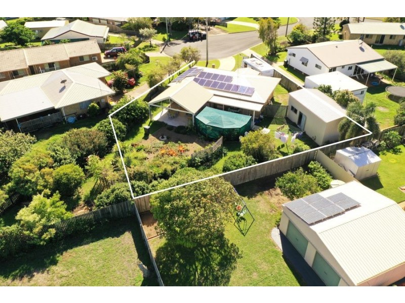 3 Crystal Court, Elliott Heads QLD 4670