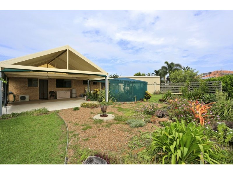 3 Crystal Court, Elliott Heads QLD 4670