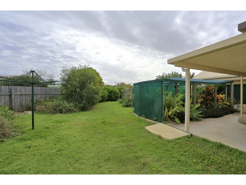 3 Crystal Court, Elliott Heads QLD 4670