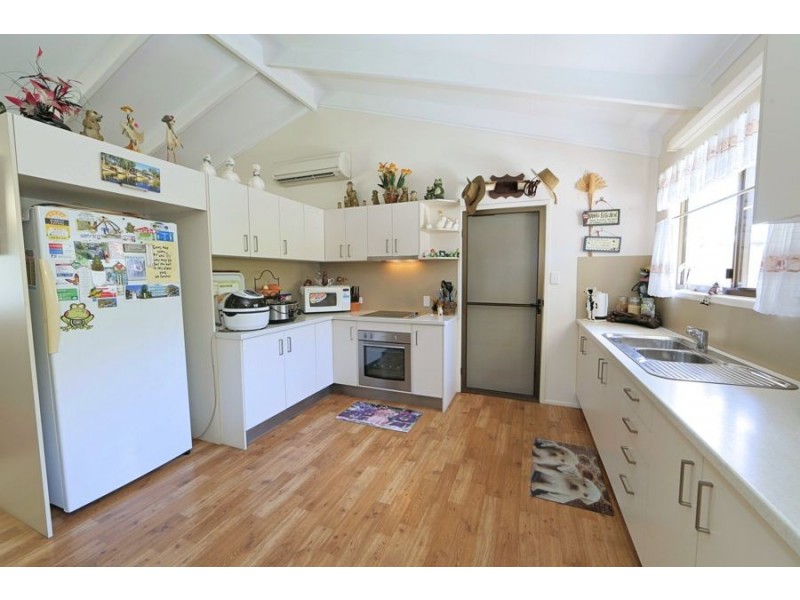 47 Powers street, Burnett Heads QLD 4670