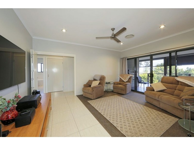 183 St Johns Road, Woongarra QLD 4670