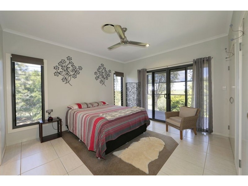 183 St Johns Road, Woongarra QLD 4670