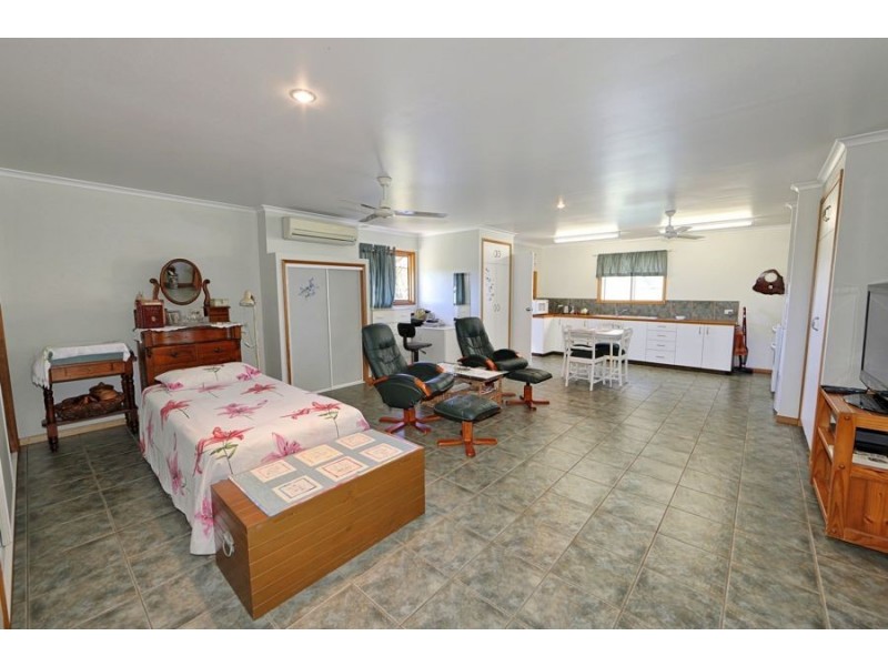 183 St Johns Road, Woongarra QLD 4670