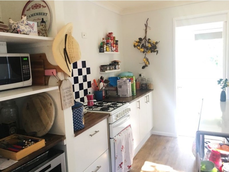 26 Cove street, Burnett Heads QLD 4670