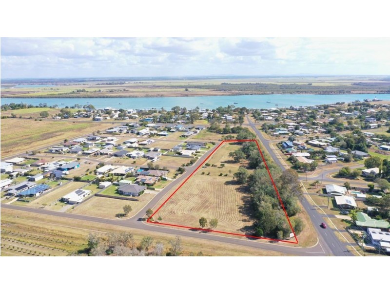 BLOCK 4 AVALON STREET, Burnett Heads QLD 4670