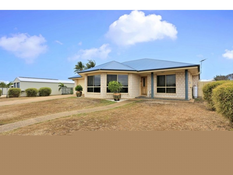 13 Cove, Burnett Heads QLD 4670