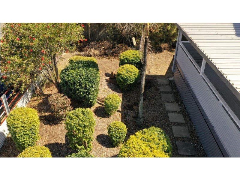 30 Wave Street, Burnett Heads QLD 4670