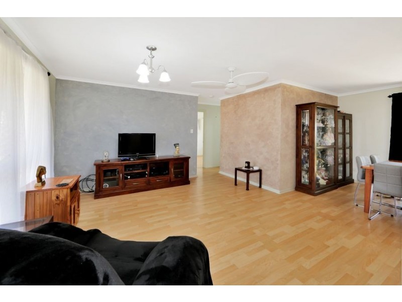 5 Beach street, Burnett Heads QLD 4670