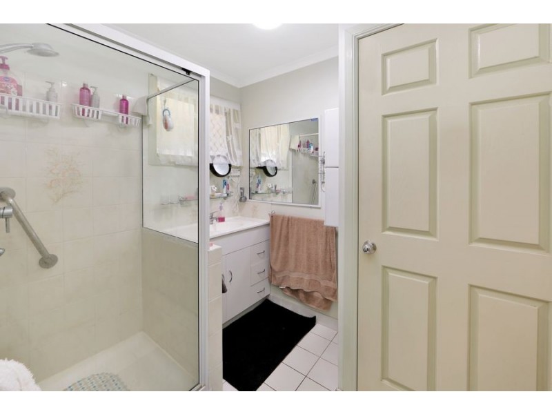 5 Beach street, Burnett Heads QLD 4670