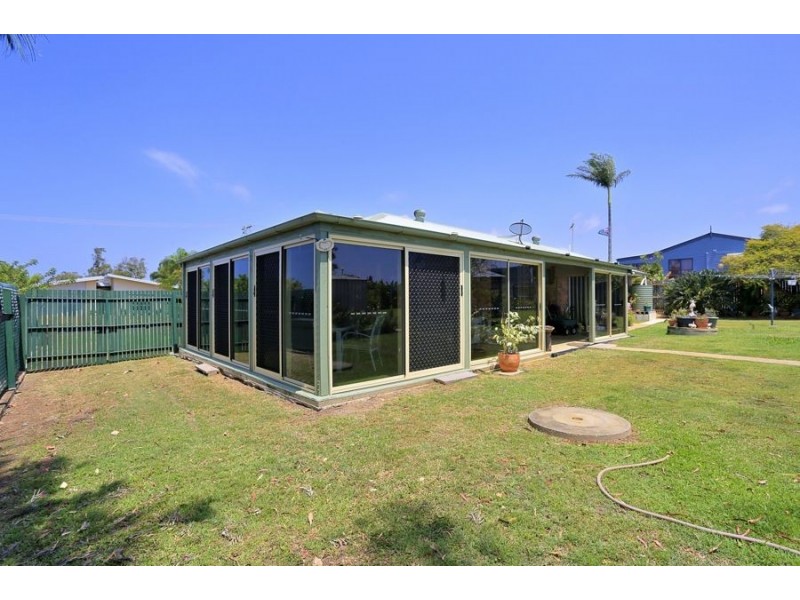 5 Beach street, Burnett Heads QLD 4670