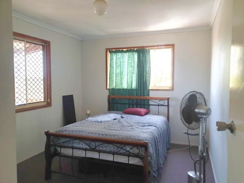 68 Rowlands Road, Burnett Heads QLD 4670