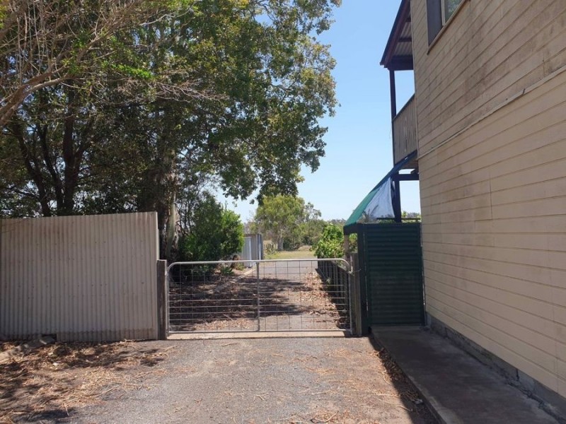 68 Rowlands Road, Burnett Heads QLD 4670