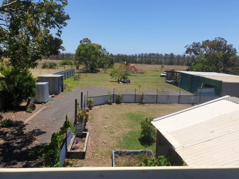 68 Rowlands Road, Burnett Heads QLD 4670