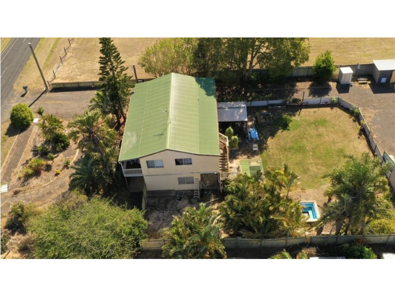 68 Rowlands Road, Burnett Heads QLD 4670