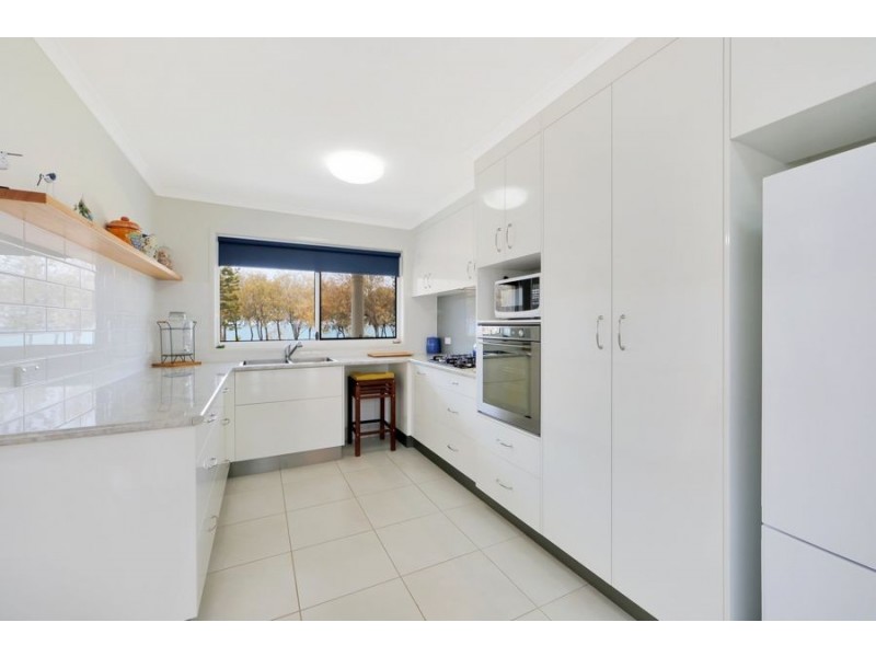 108 Esplanade, Elliott Heads QLD 4670