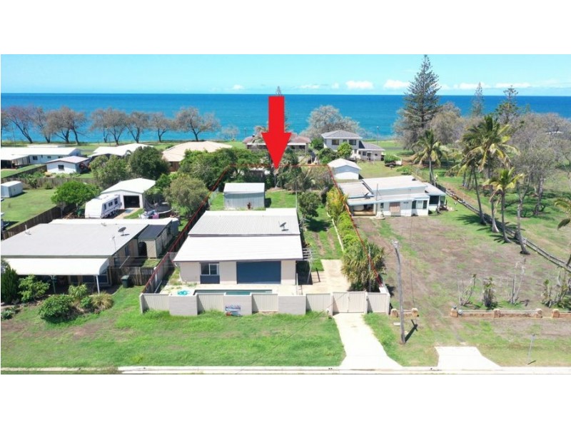 25 Bathurst street, Elliott Heads QLD 4670