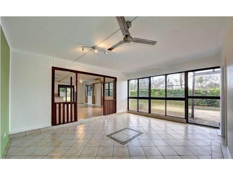 25 Bathurst street, Elliott Heads QLD 4670