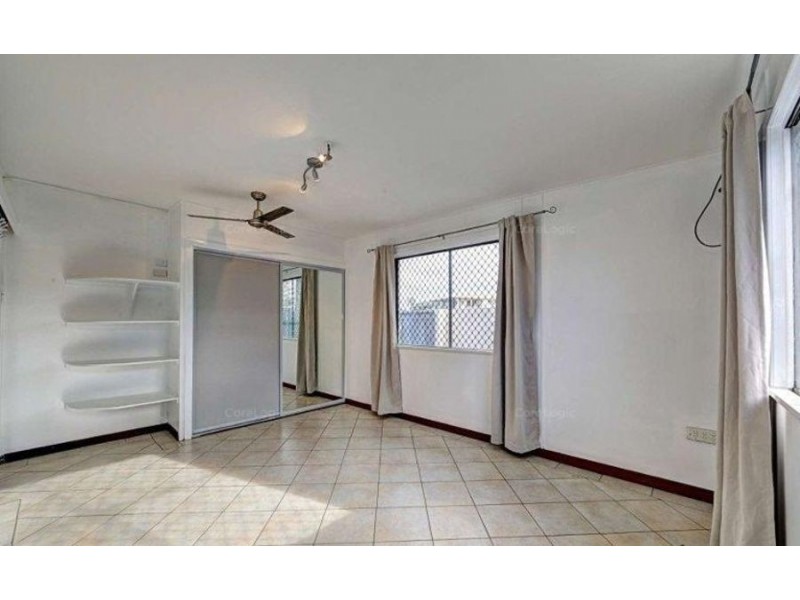 25 Bathurst street, Elliott Heads QLD 4670