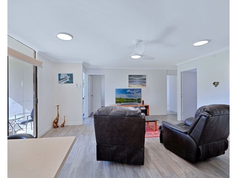 30 Dante street, Burnett Heads QLD 4670