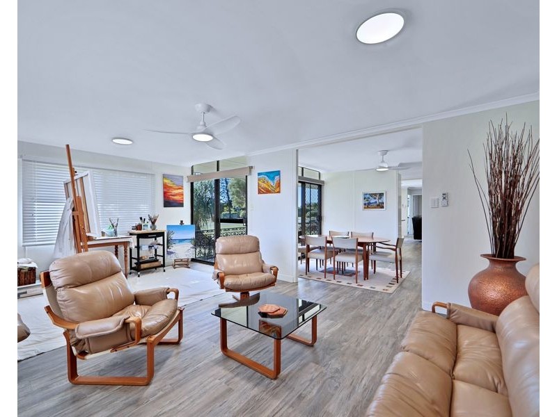 30 Dante street, Burnett Heads QLD 4670