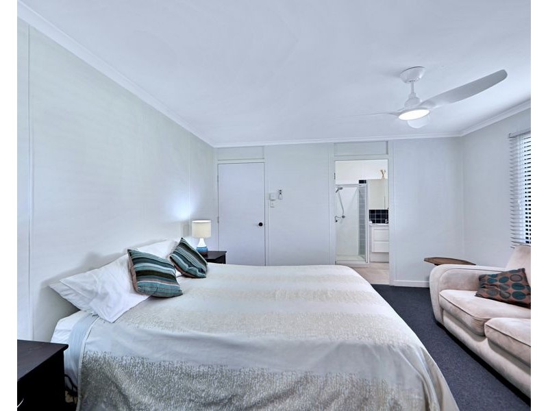 30 Dante street, Burnett Heads QLD 4670