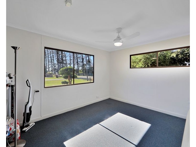 30 Dante street, Burnett Heads QLD 4670