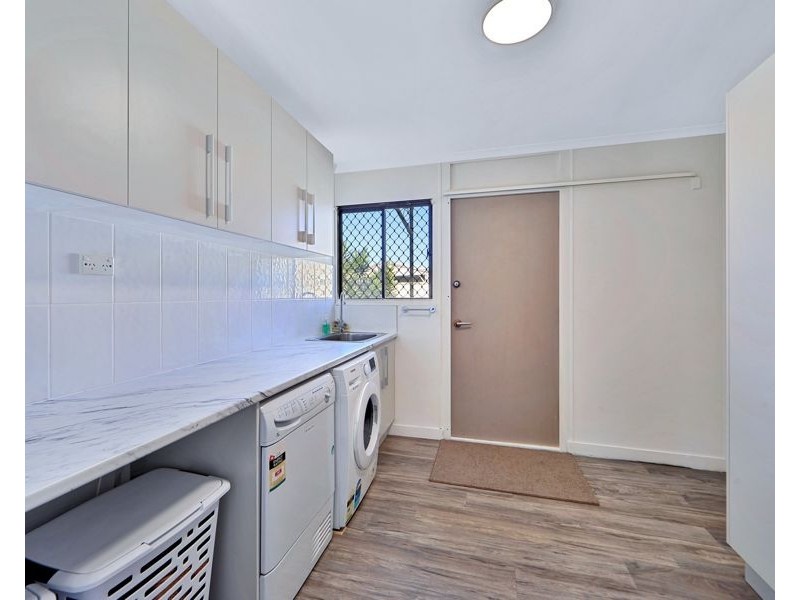 30 Dante street, Burnett Heads QLD 4670