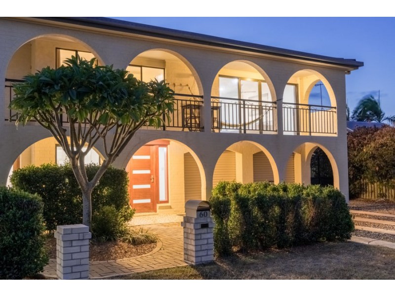 60 Esplanade, Elliott Heads QLD 4670