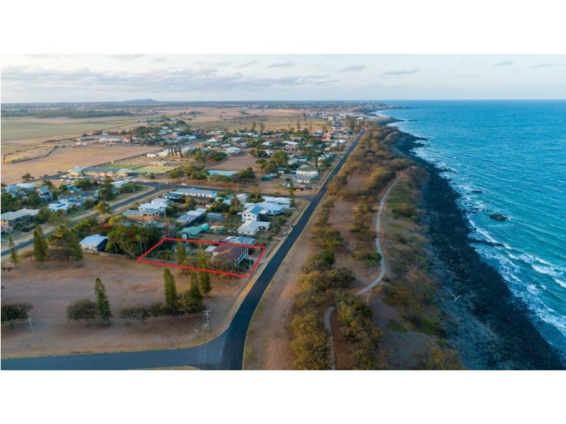 60 Esplanade, Elliott Heads QLD 4670