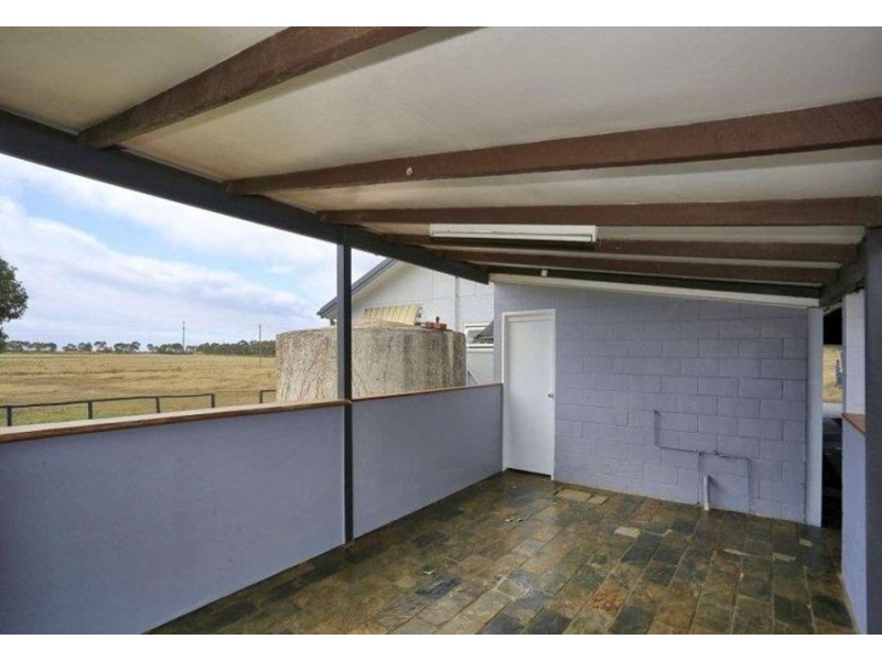25 Atkinsons road, Elliott Heads QLD 4670