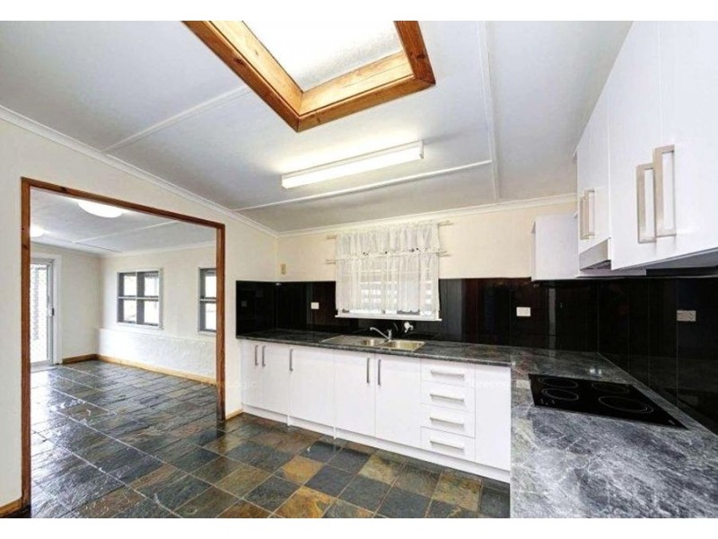 25 Atkinsons road, Elliott Heads QLD 4670