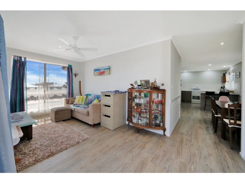 9 Marian street, Coral Cove QLD 4670