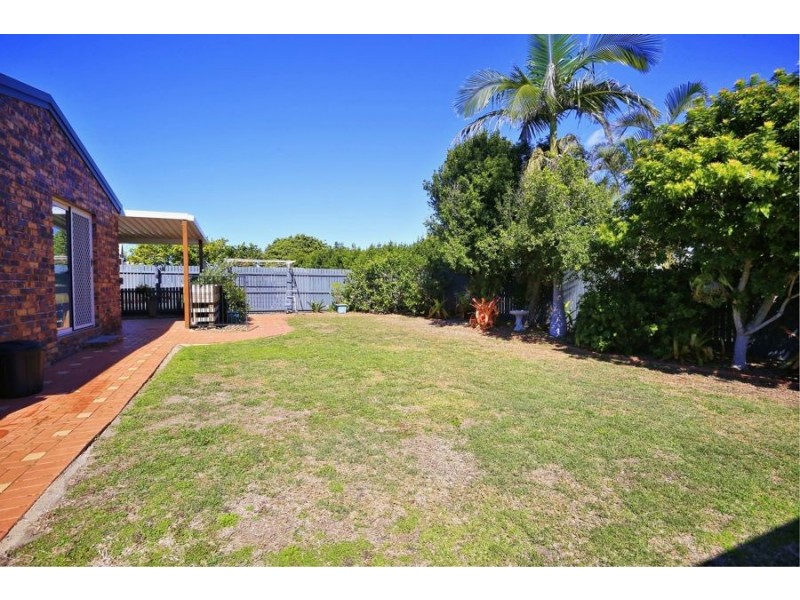 9 Marian street, Coral Cove QLD 4670