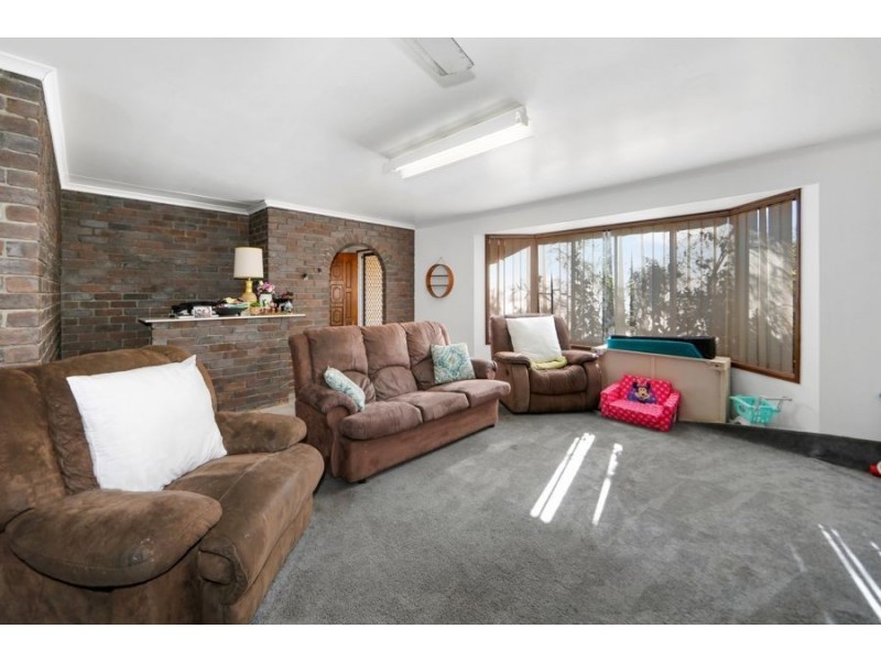 9 Gozo Court, Elliott Heads QLD 4670