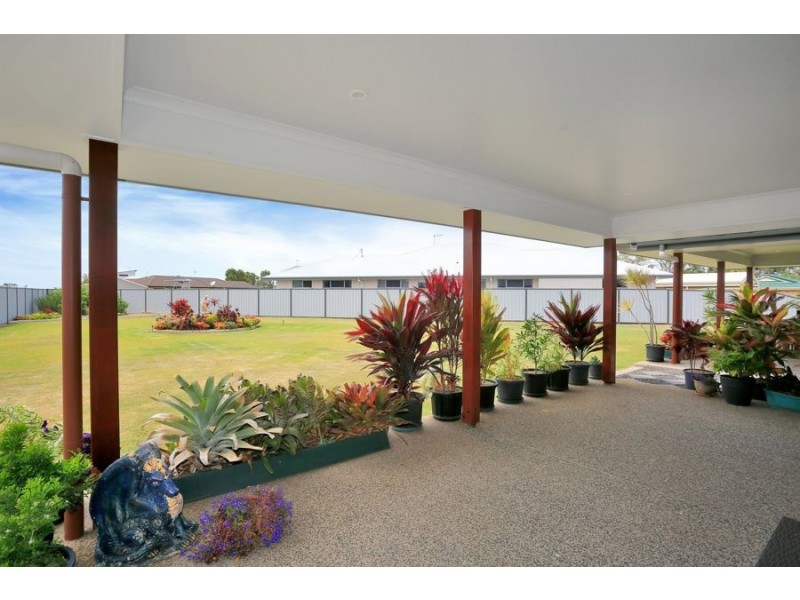 3 Allana Court, Elliott Heads QLD 4670