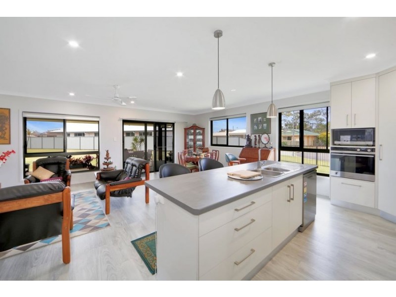 3 Allana Court, Elliott Heads QLD 4670