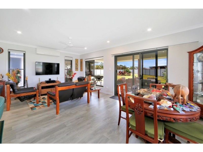 3 Allana Court, Elliott Heads QLD 4670