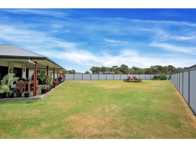 3 Allana Court, Elliott Heads QLD 4670