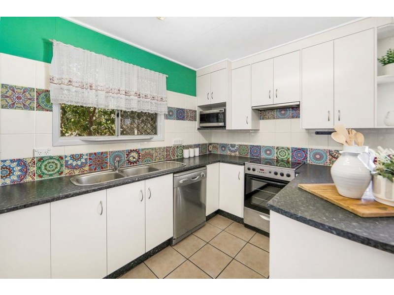 45 Harvey Street, Avenell Heights QLD 4670