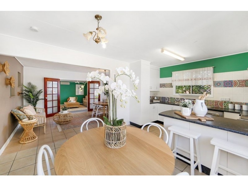 45 Harvey Street, Avenell Heights QLD 4670