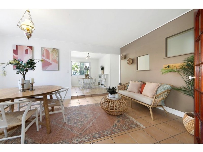 45 Harvey Street, Avenell Heights QLD 4670