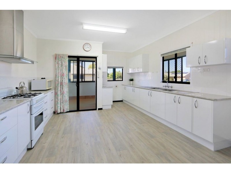 14 Blue Water drive, Elliott Heads QLD 4670