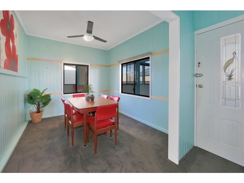 14 Blue Water drive, Elliott Heads QLD 4670