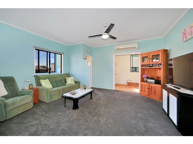 14 Blue Water drive, Elliott Heads QLD 4670