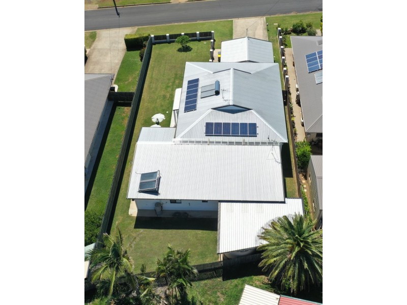 14 Blue Water drive, Elliott Heads QLD 4670