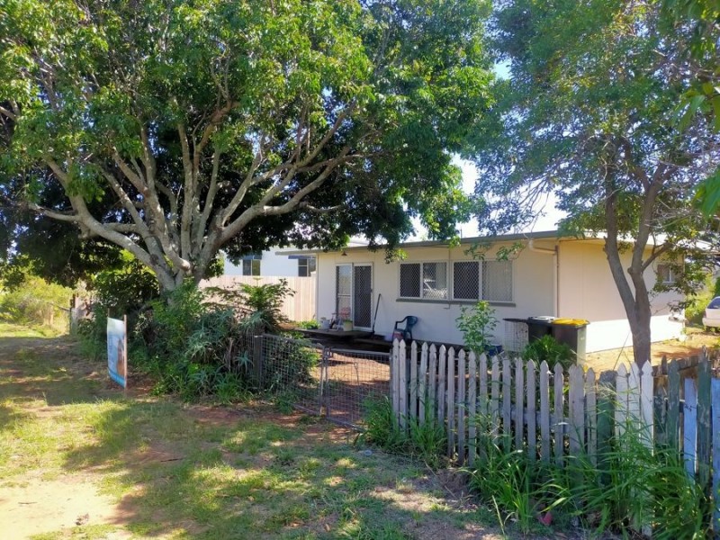 9 Bengsten Street, Burnett Heads QLD 4670