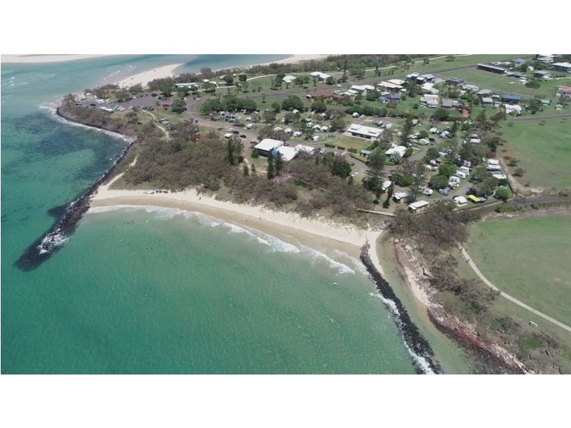 2 Esplanade, Elliott Heads QLD 4670