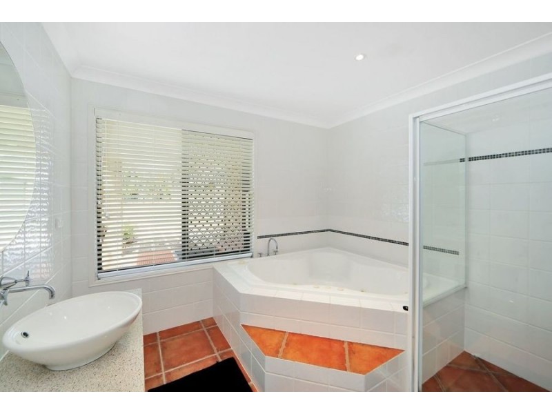 22 Neptune Street, Burnett Heads QLD 4670