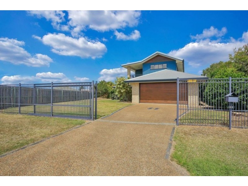 22 Neptune Street, Burnett Heads QLD 4670
