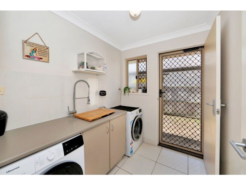 15 Green Avenue, Branyan QLD 4670